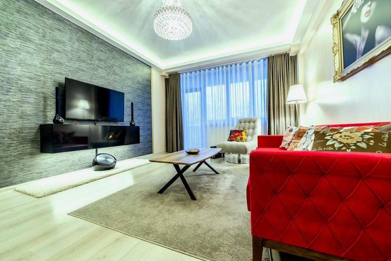 Apartment Chic By Landev Брашов Экстерьер фото